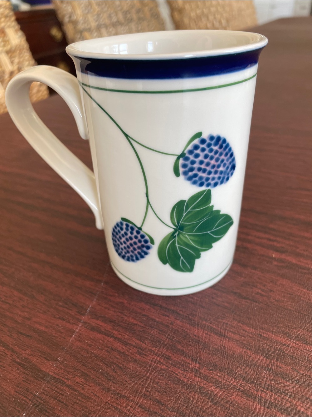 Vintage Dansk berry mug. EUC